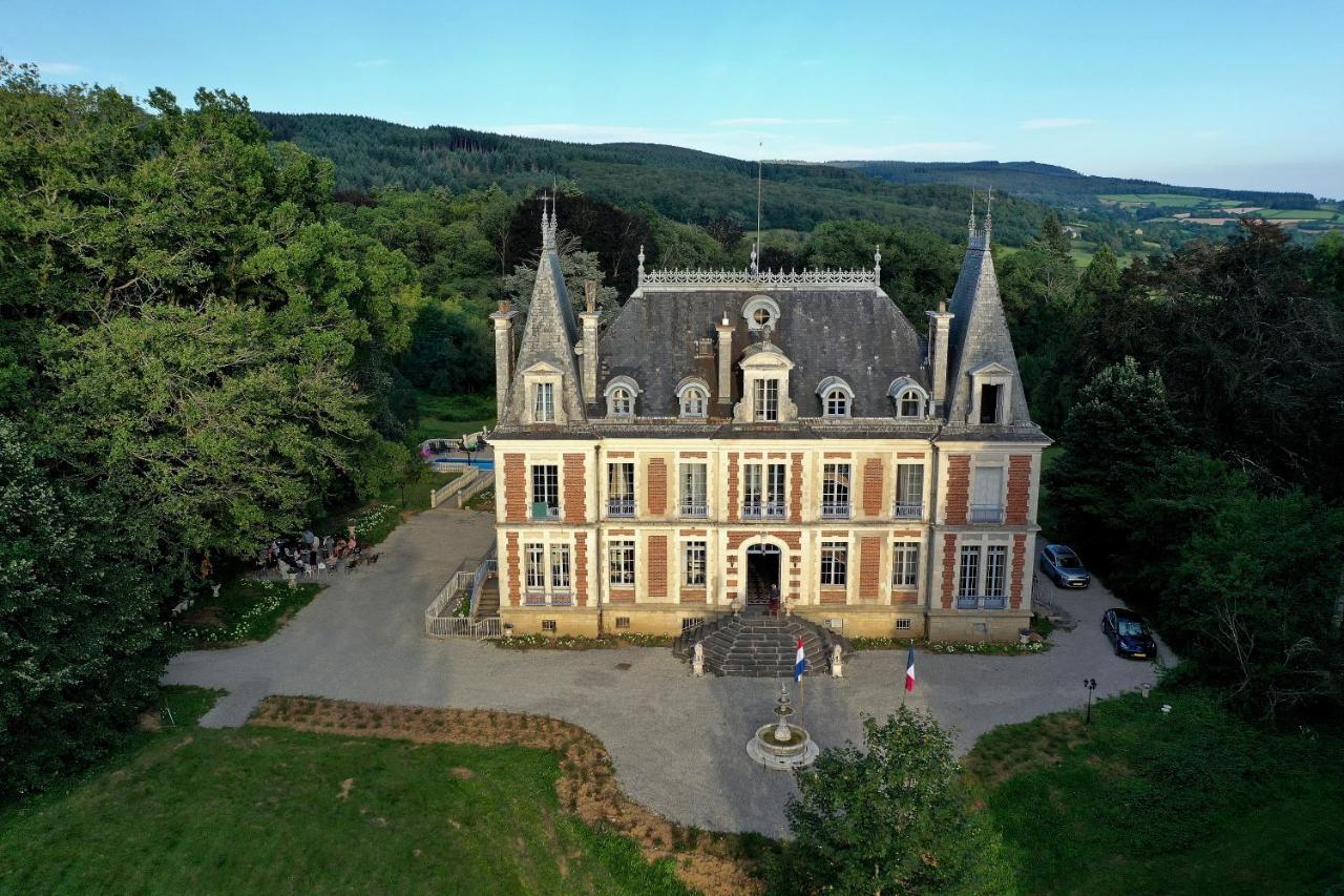 Chateau De Clinzeau Saint-Leger-de-Fougeret 外观 照片