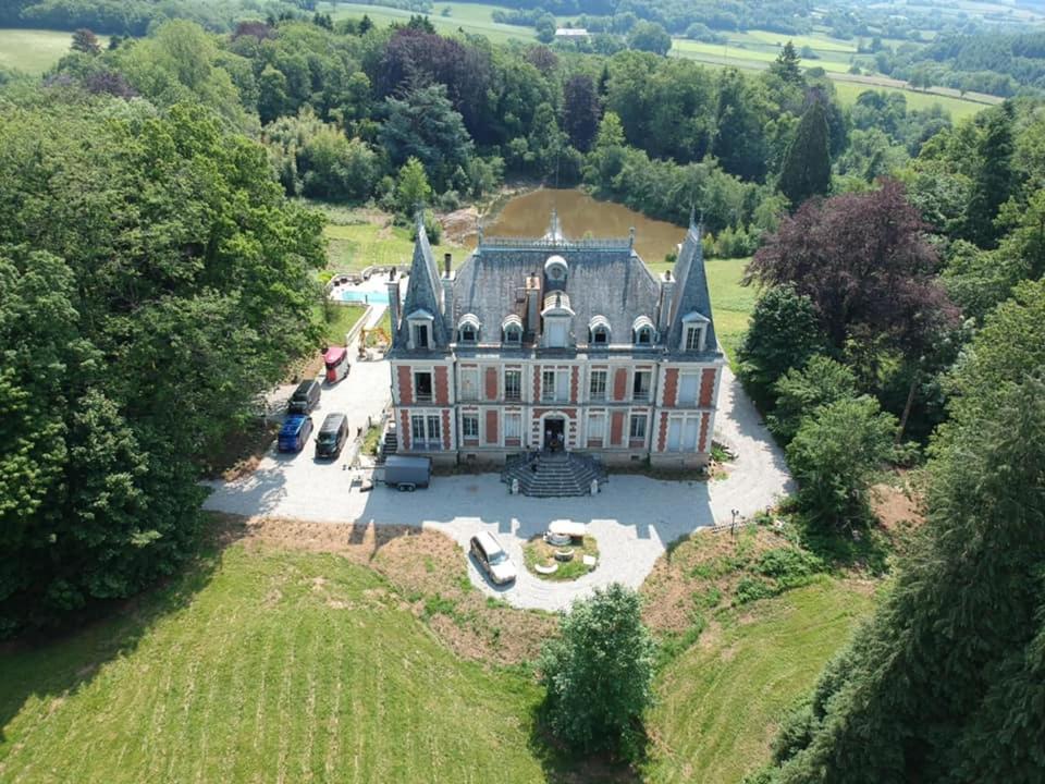 Chateau De Clinzeau Saint-Leger-de-Fougeret 外观 照片
