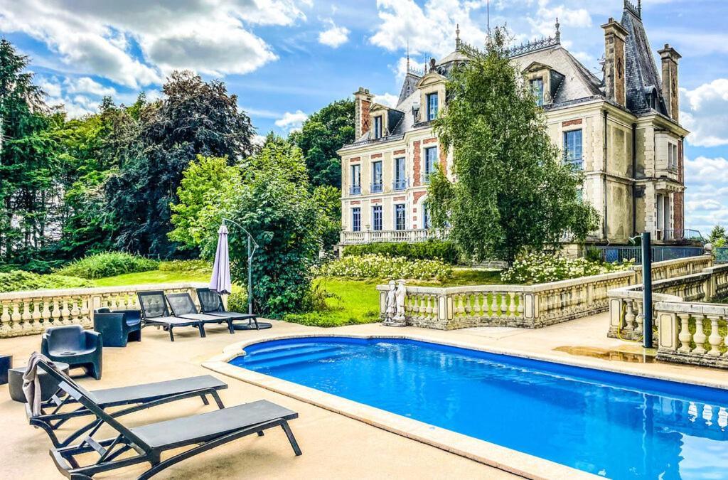 Chateau De Clinzeau Saint-Leger-de-Fougeret 外观 照片